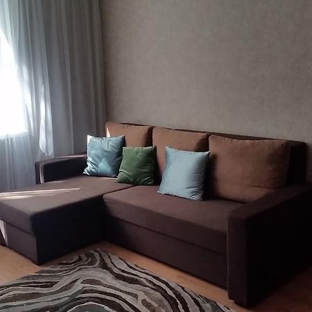 Apartment On Brivzemnieka เลียปาญา ภายนอก รูปภาพ